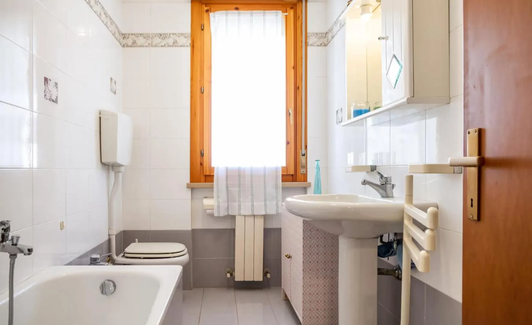 'Sulle Note Del Mare' Villa Follonica Italy