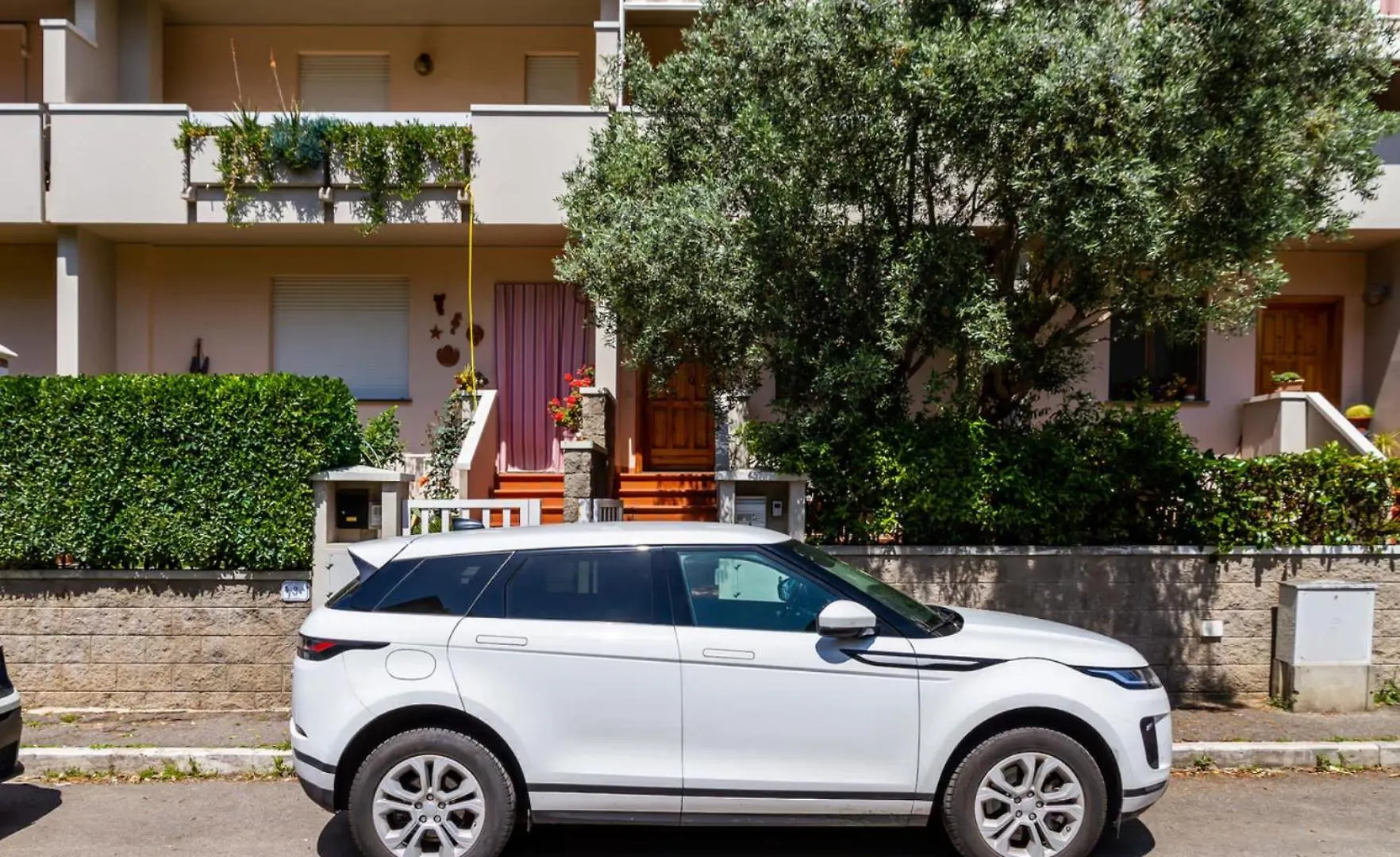 'Sulle Note Del Mare' Villa Follonica 0*,  Italy